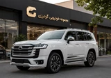 بررسی مشخصات و امکانات تویوتا لندکروز VXR - 5